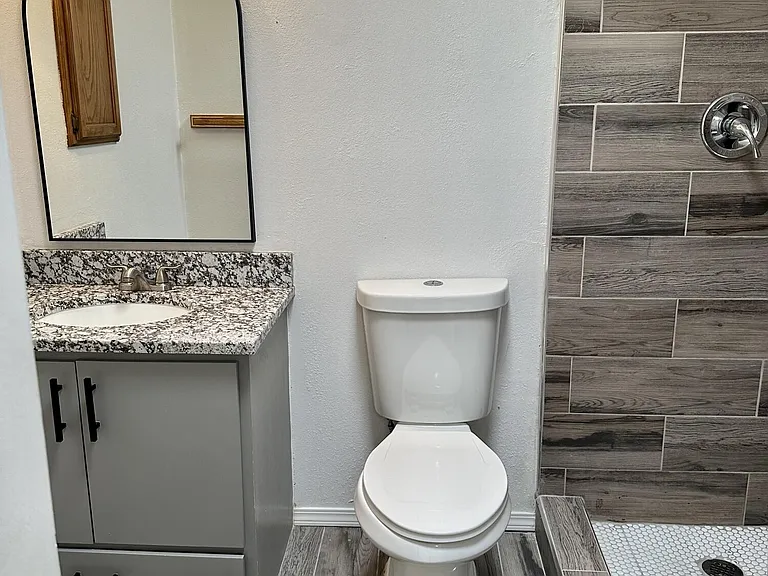 10101 Renfrew Dr — Photo 9