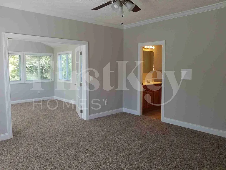 1911 Chestnut Oak Ln — Photo 20
