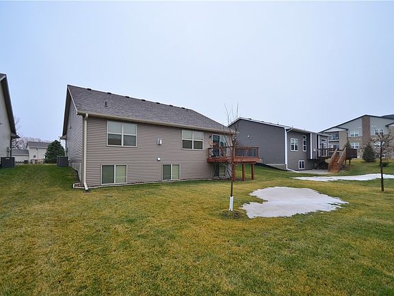 3rd image of 2240 Ironwood Ct SW