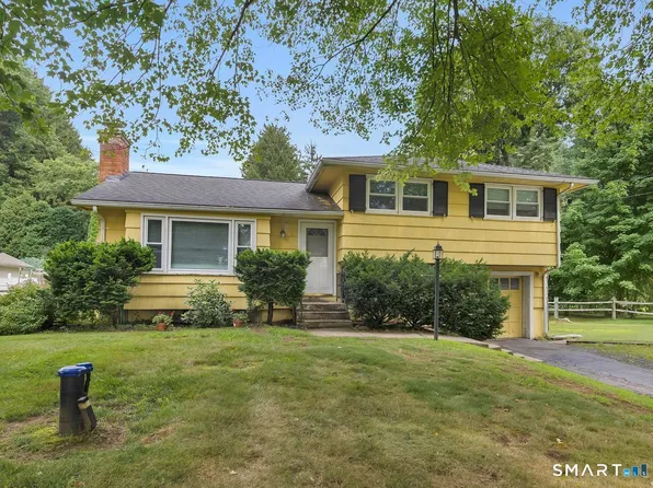 36 Willow Street, South Windsor, CT 06074