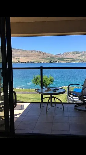 100 Lake Chelan Shores Dr Photo 1