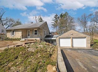 54155 Maple Ln, South Bend, IN