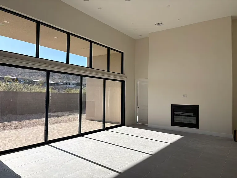 10865 Agate Cliffs Ave — Photo 18