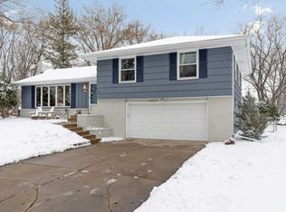 4412 70th St W, Edina, MN 55435