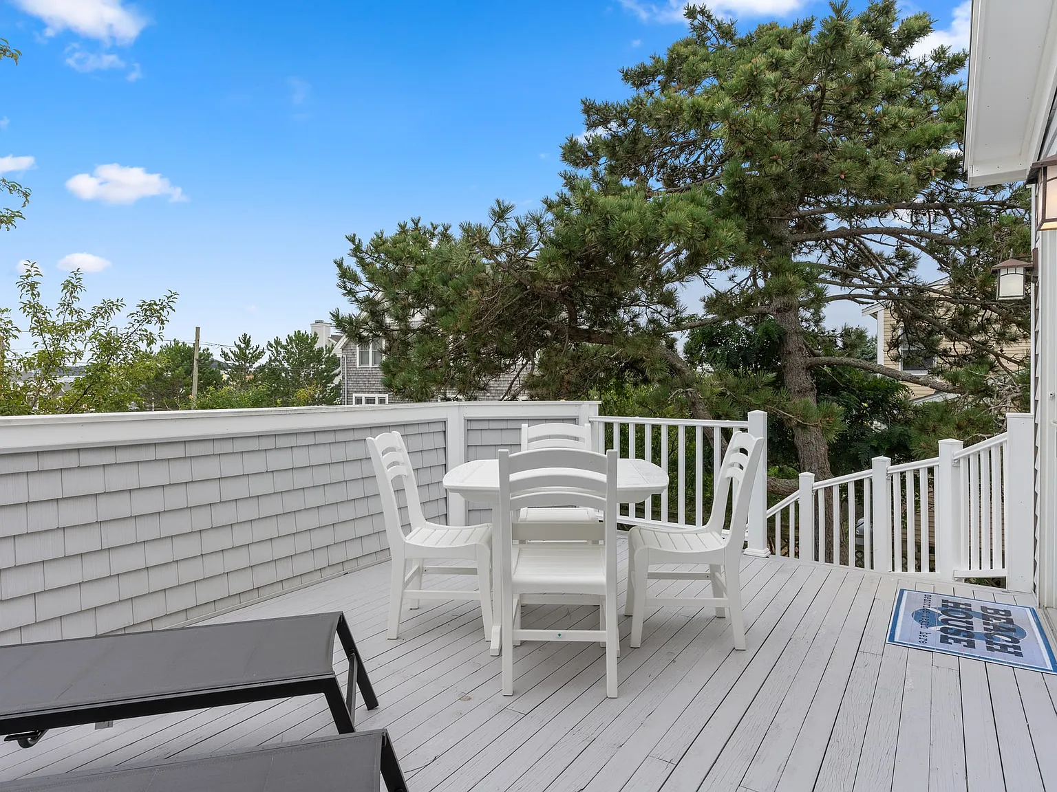 4 bed, 1803 sqft, $3,900 — Photo 3