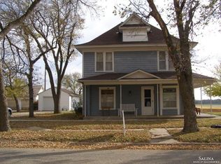 203 S County Rd, Holyrood, KS 67450