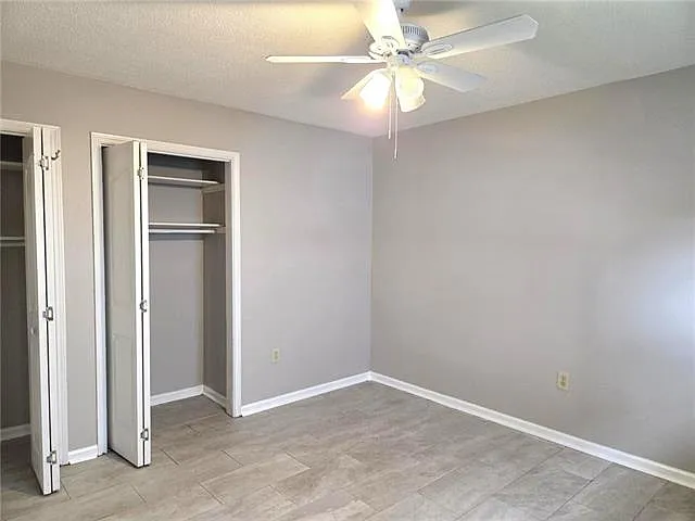 3709 Bunkerhill Dr — Photo 8