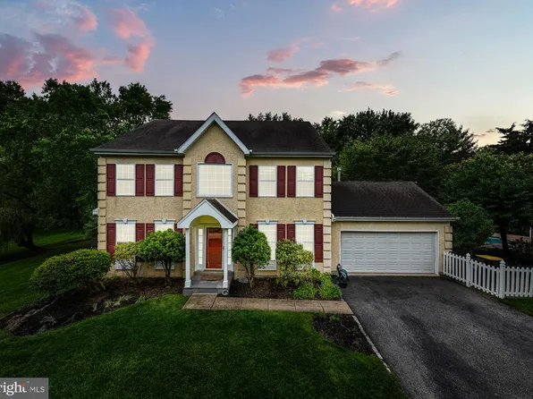 104 Diane Cir, Norristown, PA 19403
