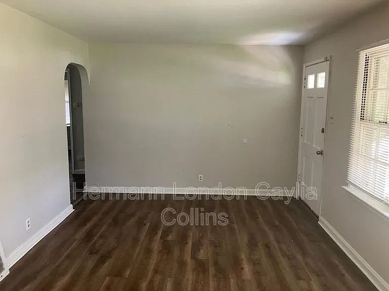 7804 Utica Dr — Photo 7