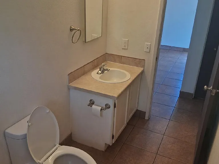 1500 N Catalina Ave #8 — Photo 6