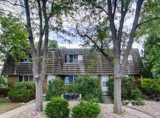 1041 Chambers Ct, Aurora, CO 80011
