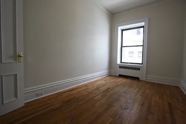 Rented by Citi Habitats | media 9