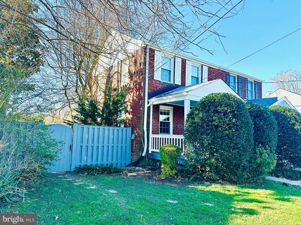 2725 Fairhaven Ave, Alexandria, VA 22303