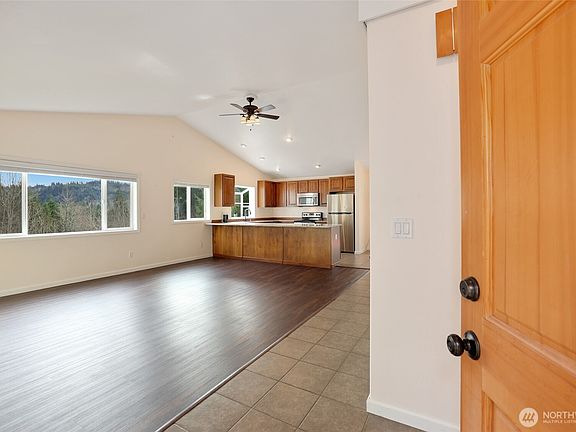 2nd image of 629 Joy Street