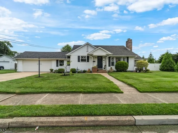 54 N 15Th Ave, Manville Boro, NJ 08835