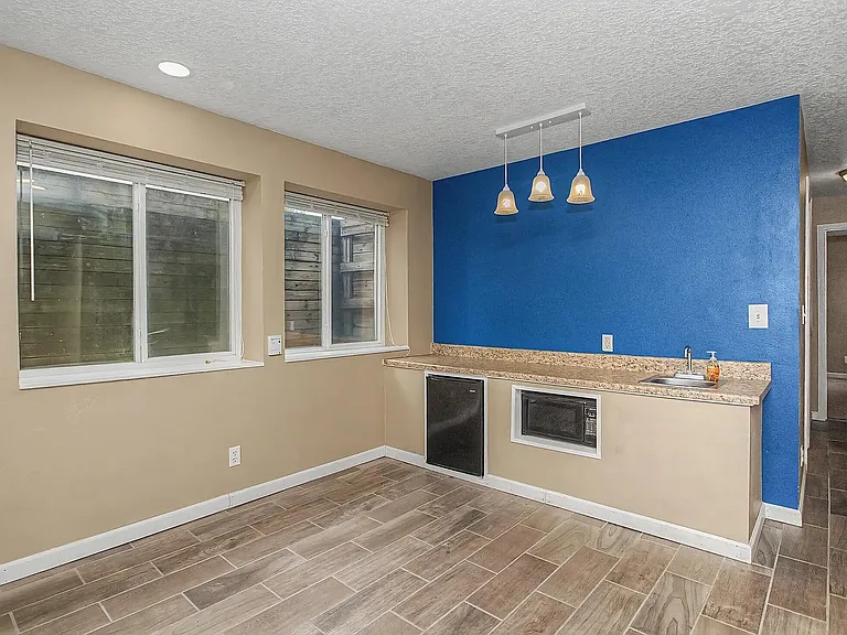 4105 Harris St — Photo 25