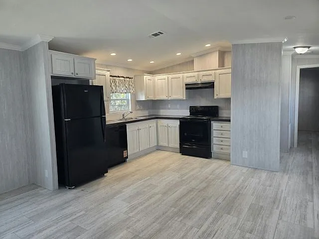 3 bed, 2.0 bath, 960 sqft, $1,750 — Photo 4