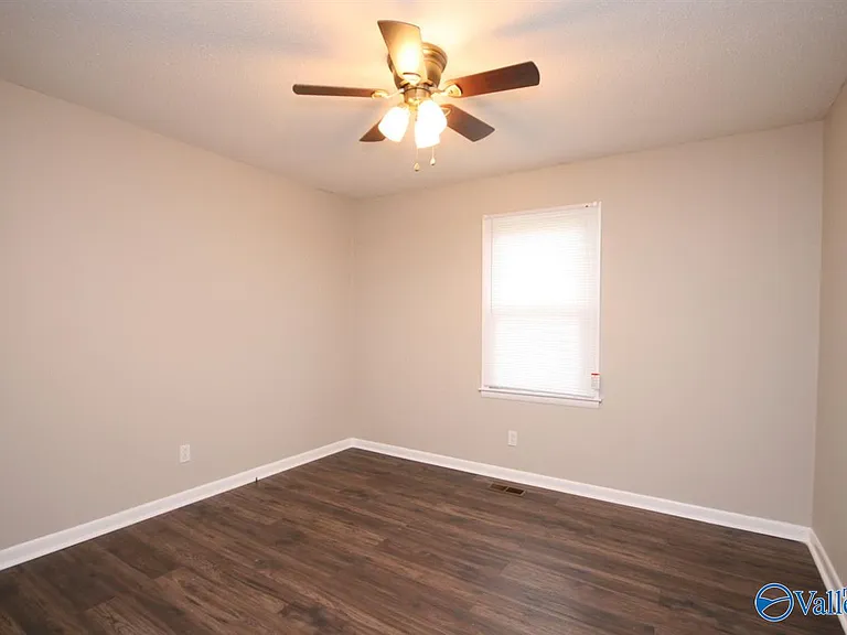 6206 Angus Cir NW — Photo 8