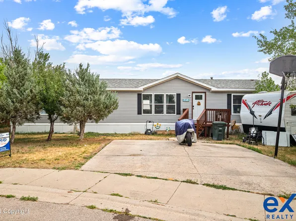 2011 Utah St, Gillette, WY 82716