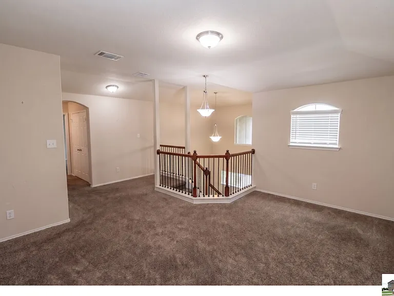 1202 Stonewall Rdg — Photo 7