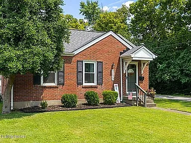 3033 Dartmouth Ave — Photo 2
