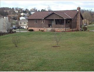 4th image of 6 Brattleboro Dr