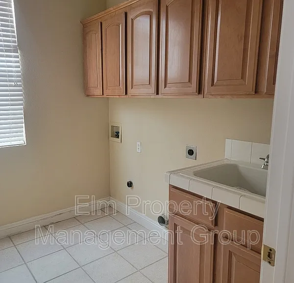 1025 Trophy Club Dr — Photo 6