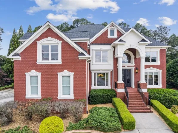 3364 Kylee Dawn Cir, Lawrenceville, GA 30045