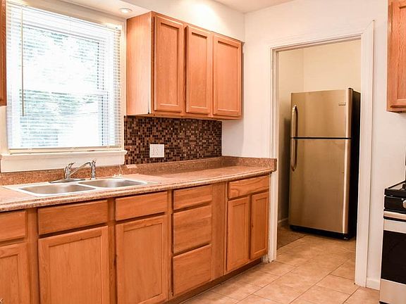4th image of 817 Orlando Ave
