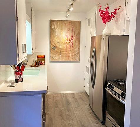 4th image of 12918 Burbank Blvd APT 3