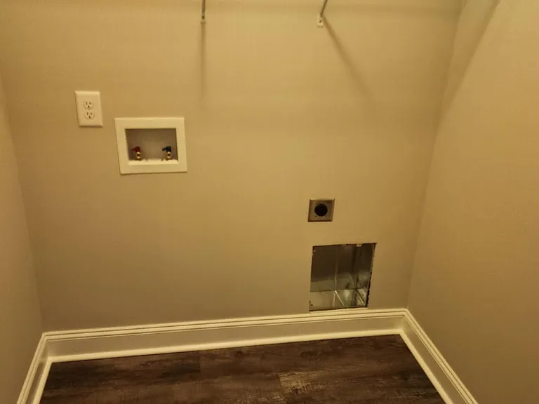 1815 Fox Den Way #3 — Photo 18