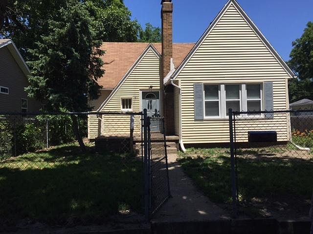 1st image of 811 E Dubail Ave