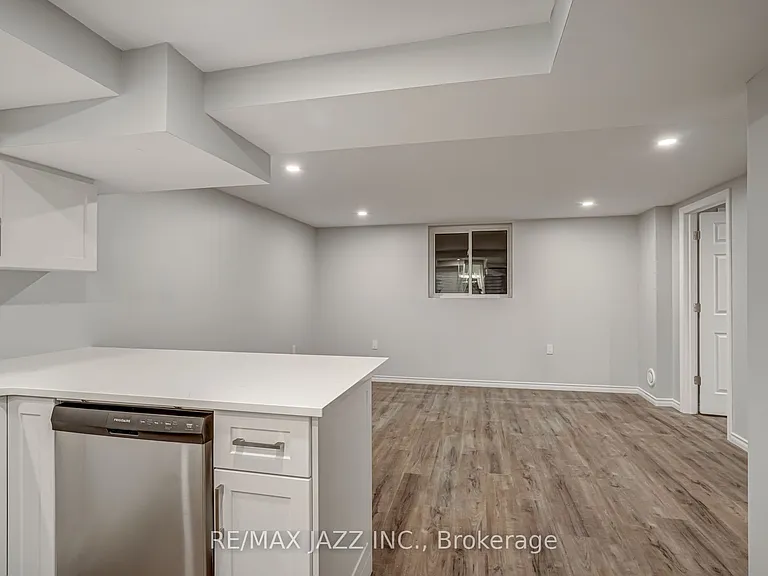 1189 Cartier Blvd #A — Photo 13