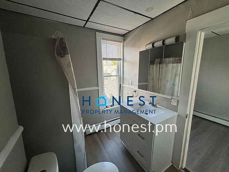 9 Maple St #4 — Photo 20