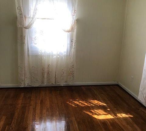 5th image of 3508 E 10th St