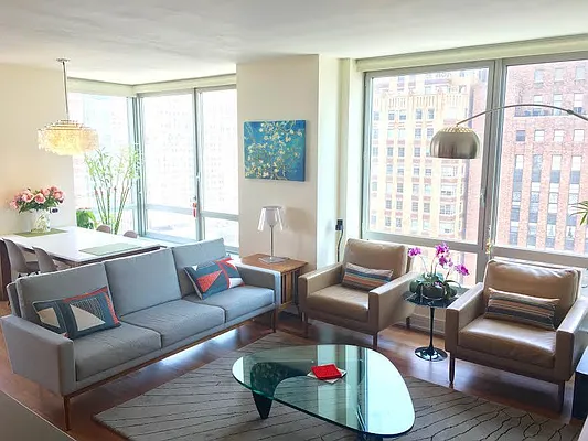 Rented by Space Marketing Shop | media 20