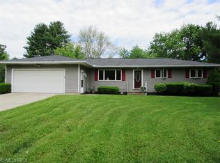 3589 Weyrick Dr, Barberton, OH 44203