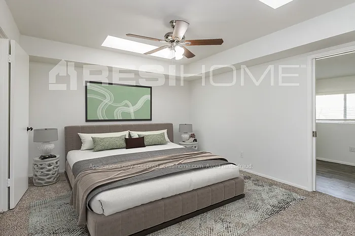 610 W Emelita Ave — Photo 7