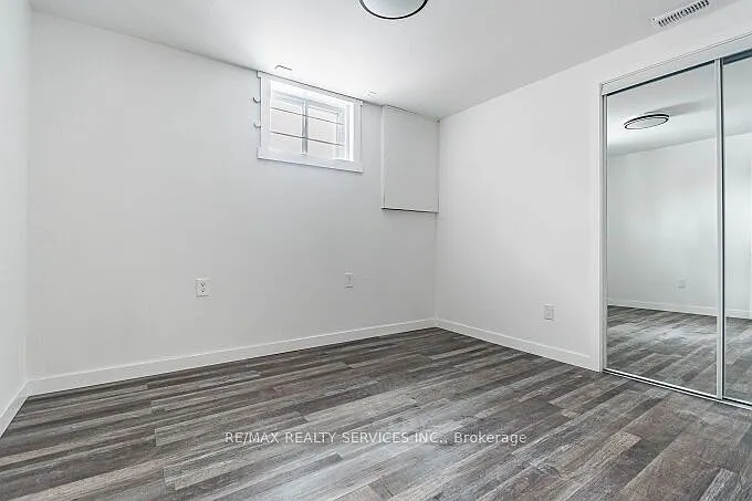 68 Rymal Rd E — Photo 17