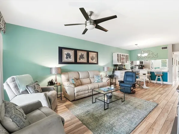 19851 Breckenridge Dr Unit 205, Estero, FL 33928