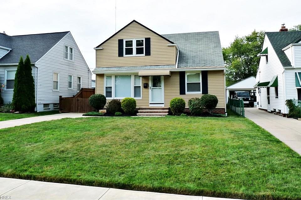 1st image of 2426 Klusner Ave