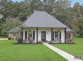 29407 Preston Pointe Dr, Livingston, LA 70754