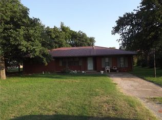 122 E Main, Eakly, OK 73033