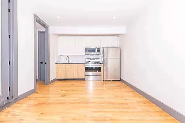 Rented by Sunshine Management Group, LLC | media 2