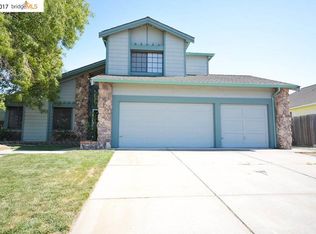 425 Hazelnut Dr, Oakley, CA 94561