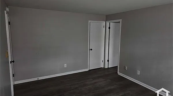 5858 Highview Dr — Photo 7