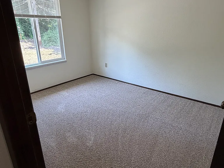8605 22nd St W — Photo 12