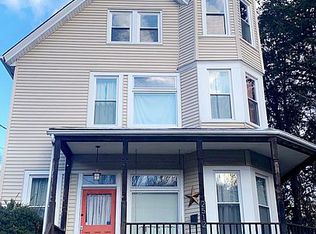 2512 Broadway St, Dubuque, IA 52001