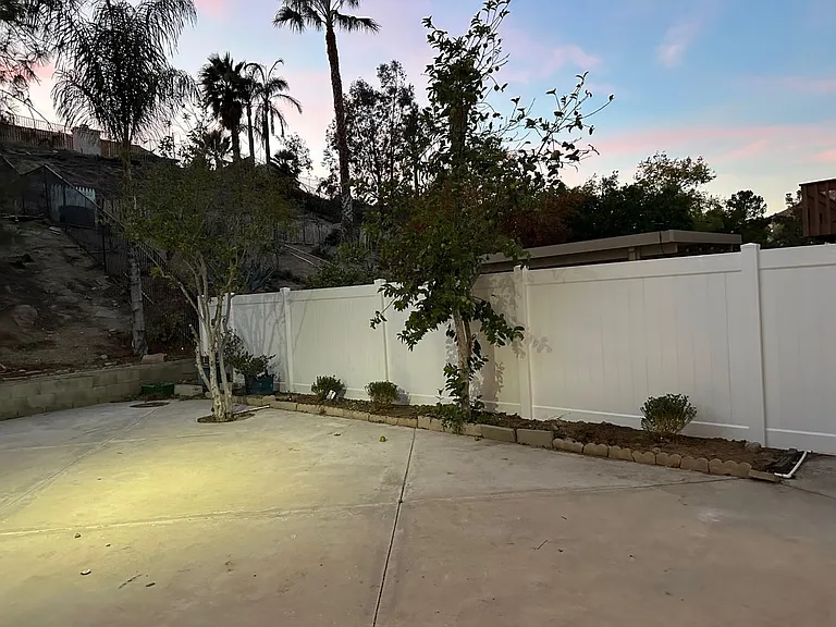 572 Hillsborough Way — Photo 15