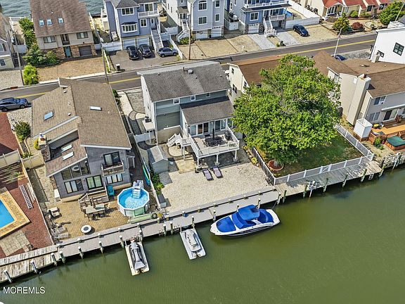 5th image of 354 Silver Bay Road